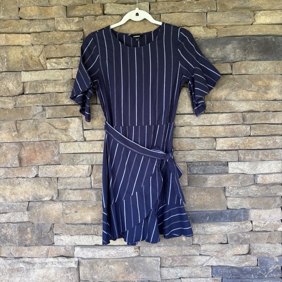 Express Dress Women's Navy w/White Stripes Size X‎ small - Picture 1 of 5